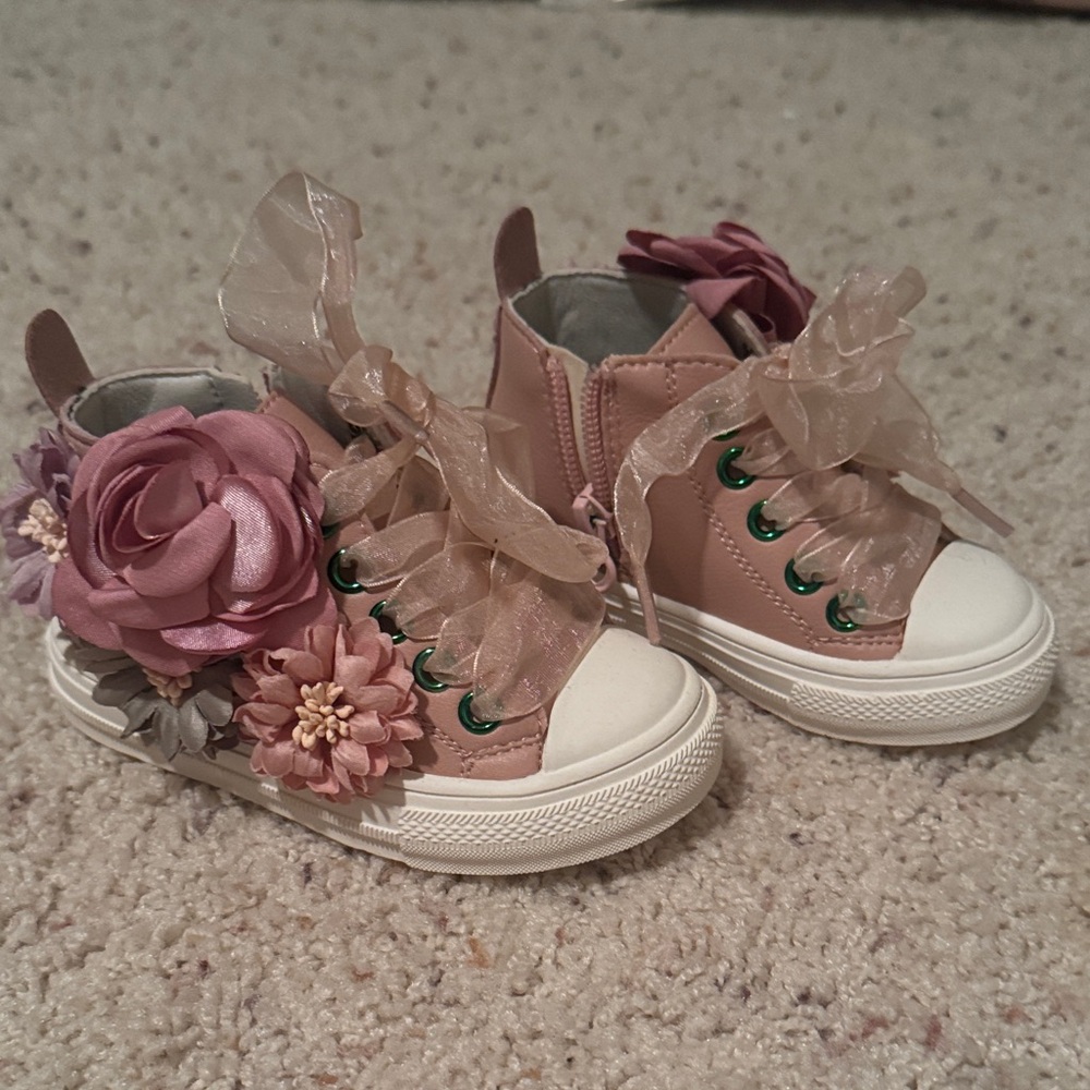 New without tags..Floral Pink Kids Shoes